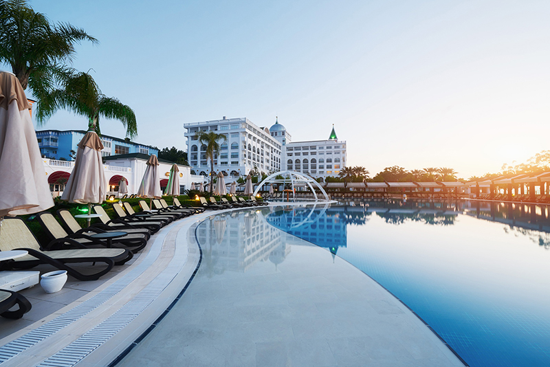 hotel con piscina